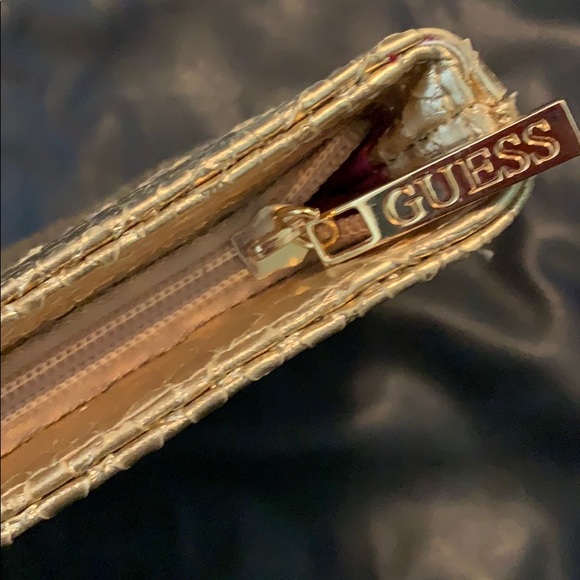 GUESS Gold Snakeprint Clutch - Picture 3 of 3